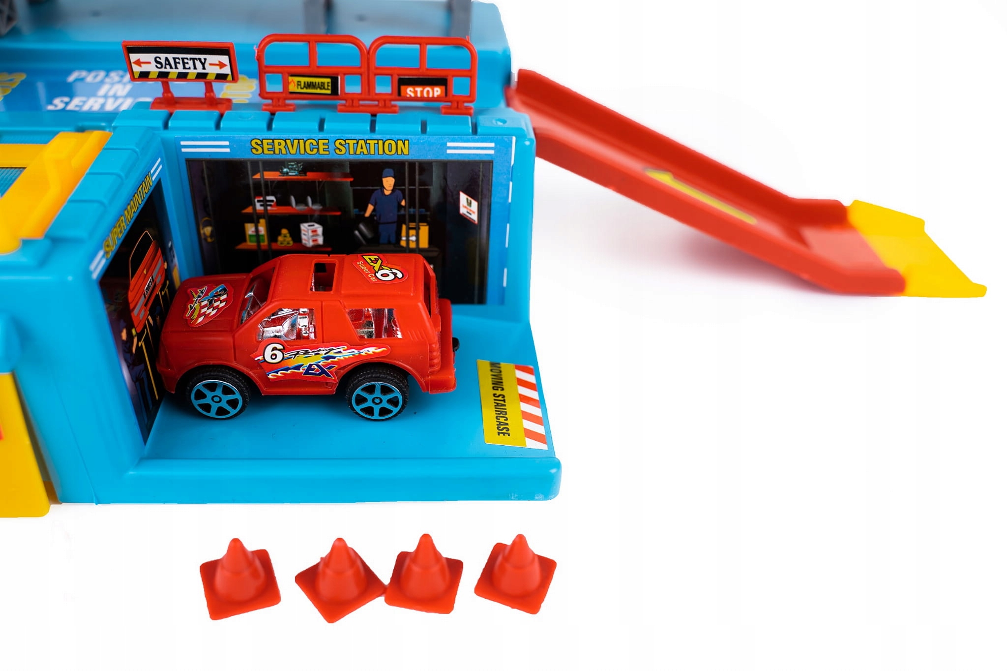 PARKING PIĘTROWY 4 AUTA HELIKOPTER LĄDOWISKO KANAŁ