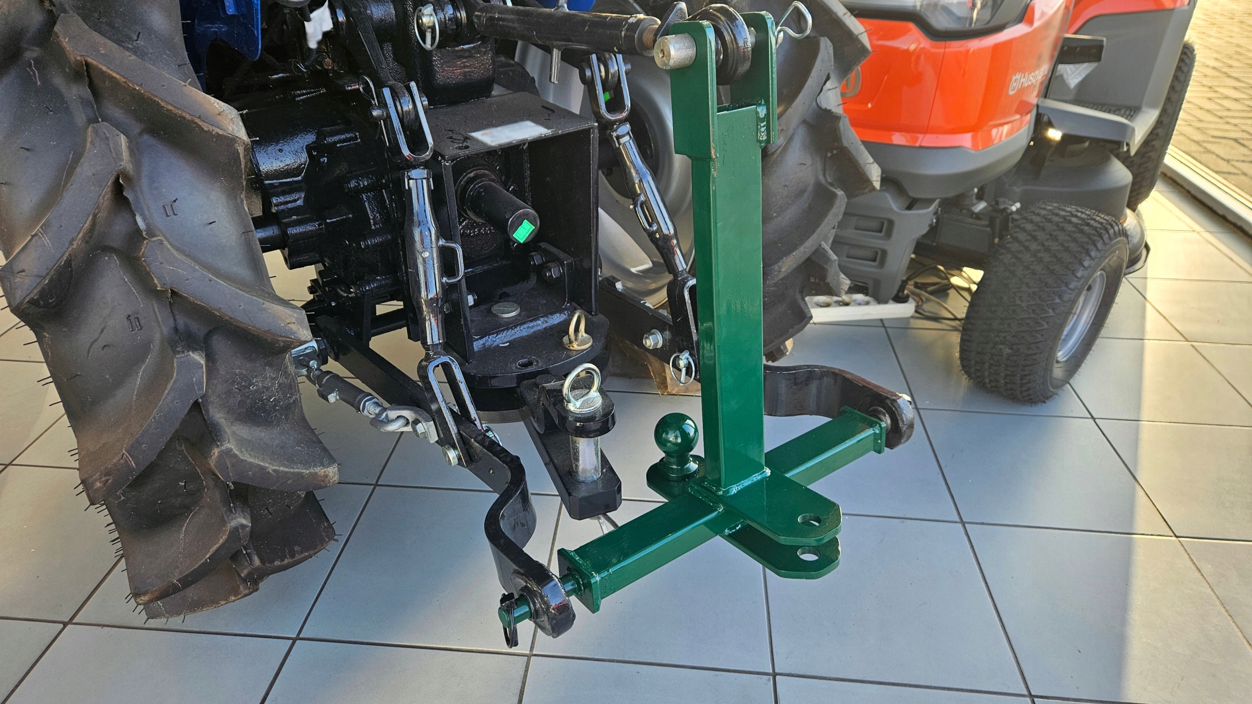 ZACZEP TRZYPUNKTOWY HAK KULOWY TUZ KAT I DO TRAKTORA CIĄGNIKA PRZYCZEPY MOC