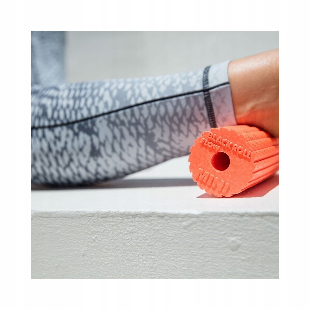 Wałek do masażu Blackroll Mini Flow Roller