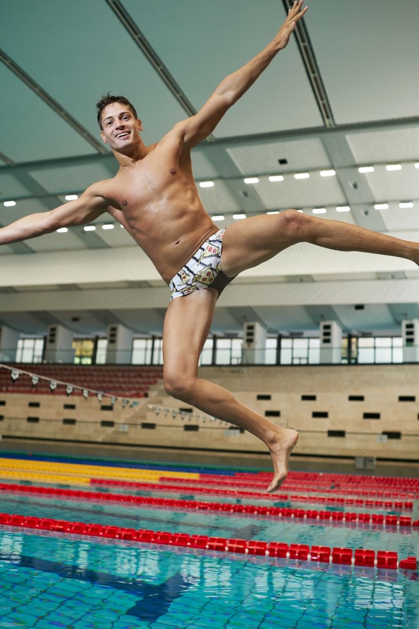 ARENA SLIPY SPODENKI PŁYWACKIE BASEN WODY D1 65CM