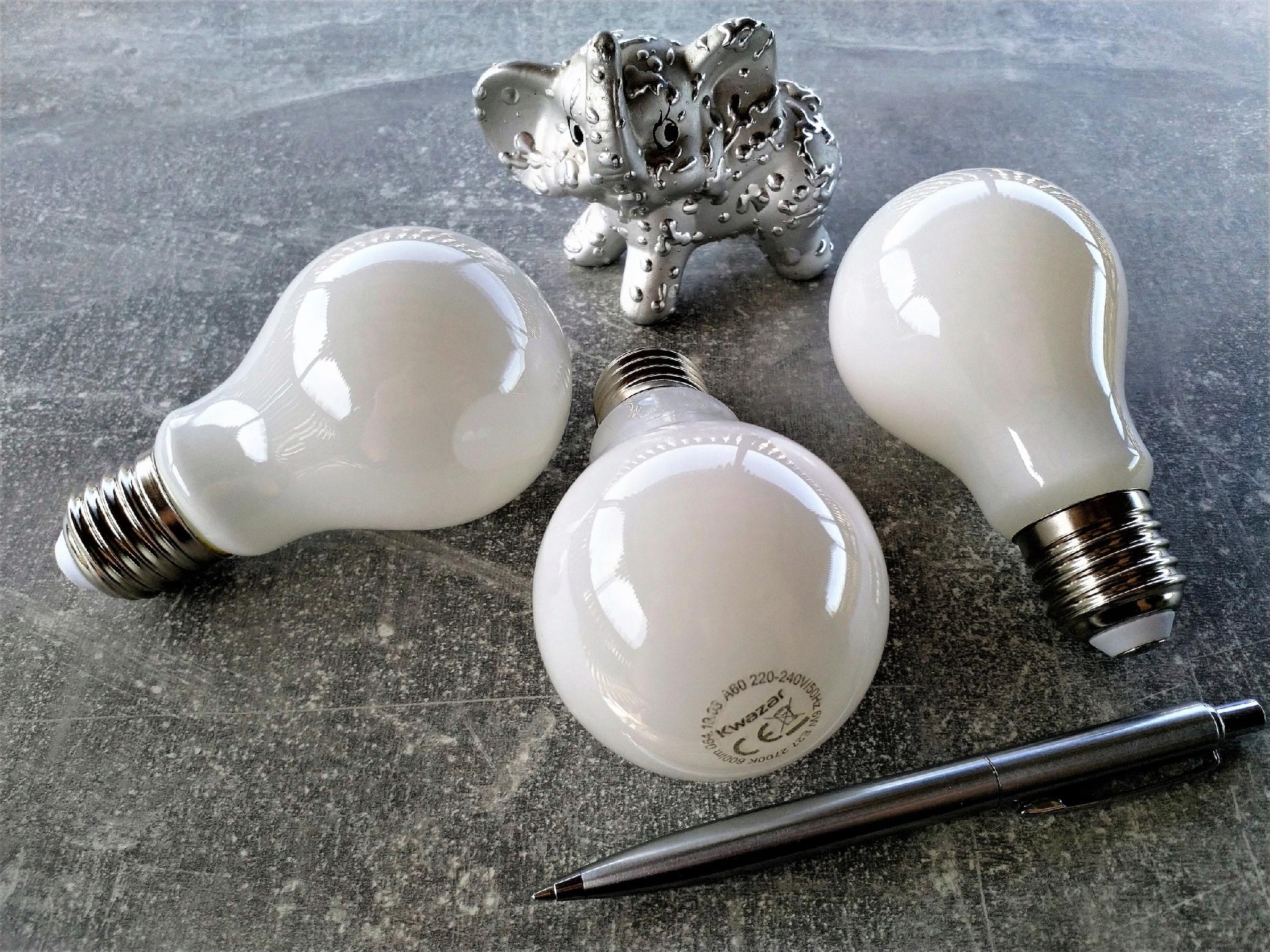 ŻARÓWKA LED 10W E27 FILAMENT MLECZNA BARWA BIAŁA CIEPŁĄ 6 34687bbc4e83e72730816e564cdd02a4