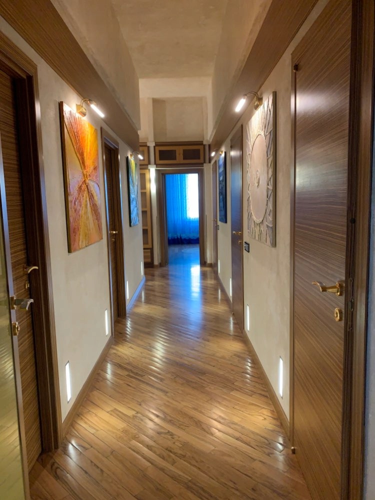 90be41450bee8761773934d9bd3a7dd5