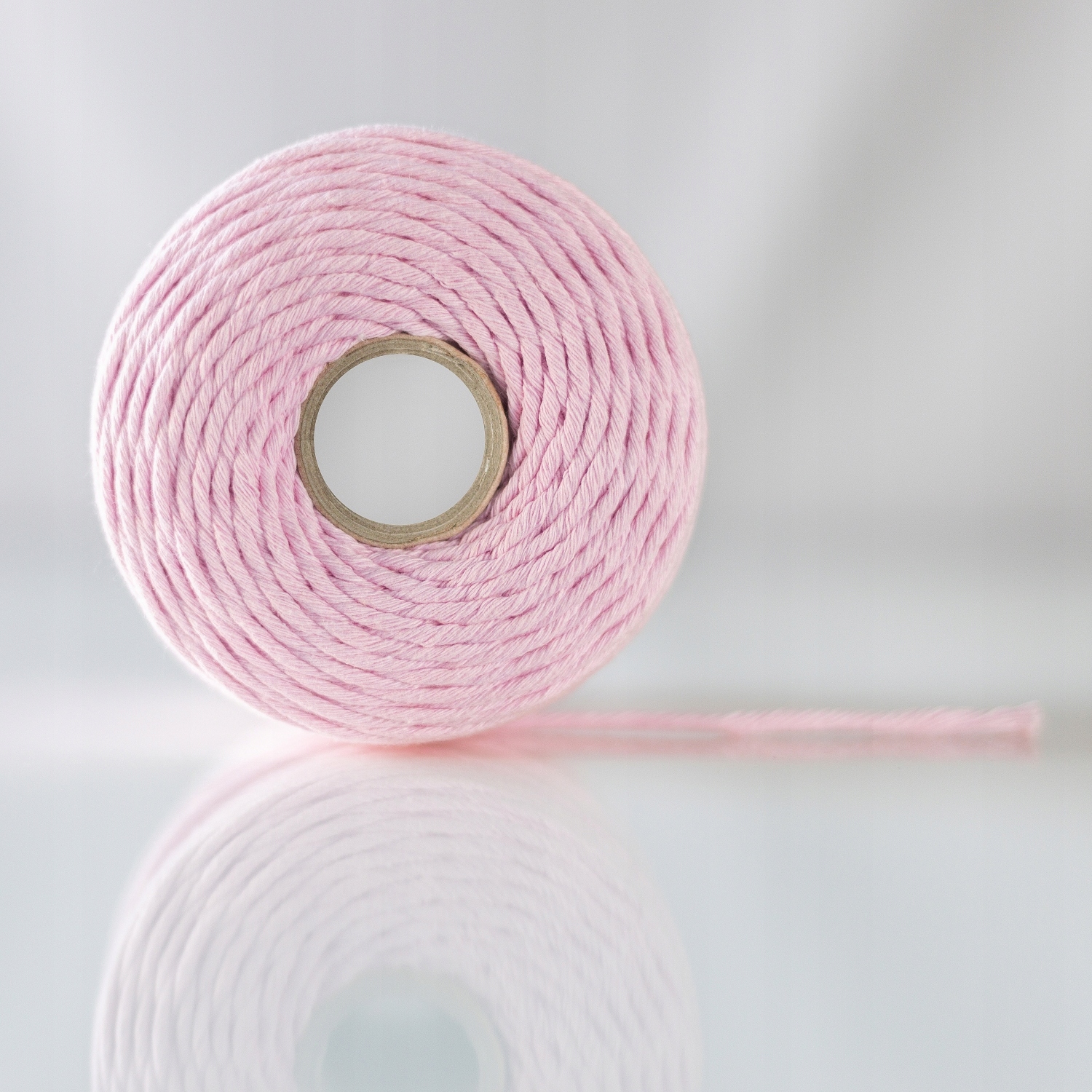Sznurek do makramy bawełniany 3mm 200m różowy