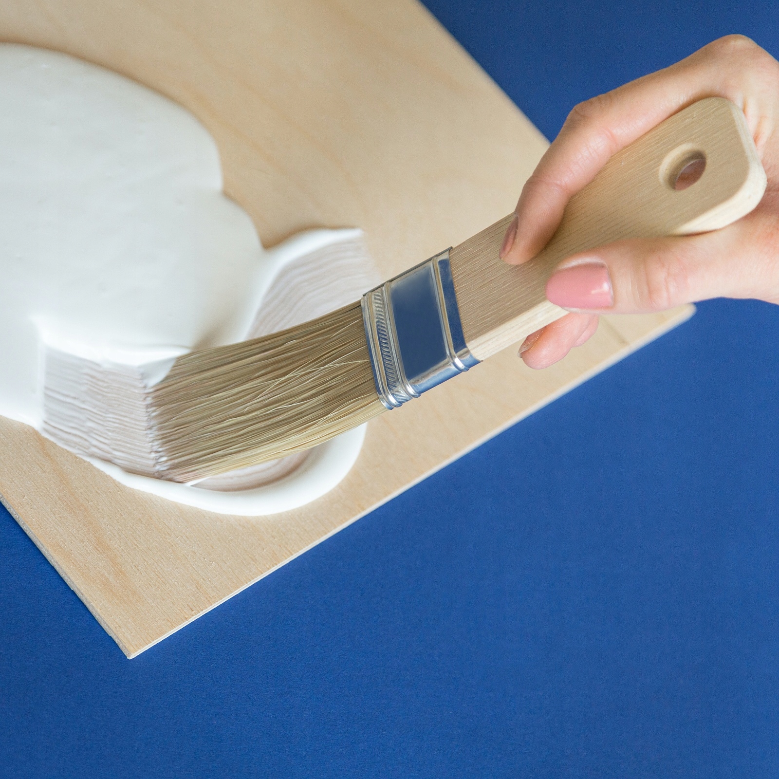 Wosk do mebli drewna bezbarwny 400 ml