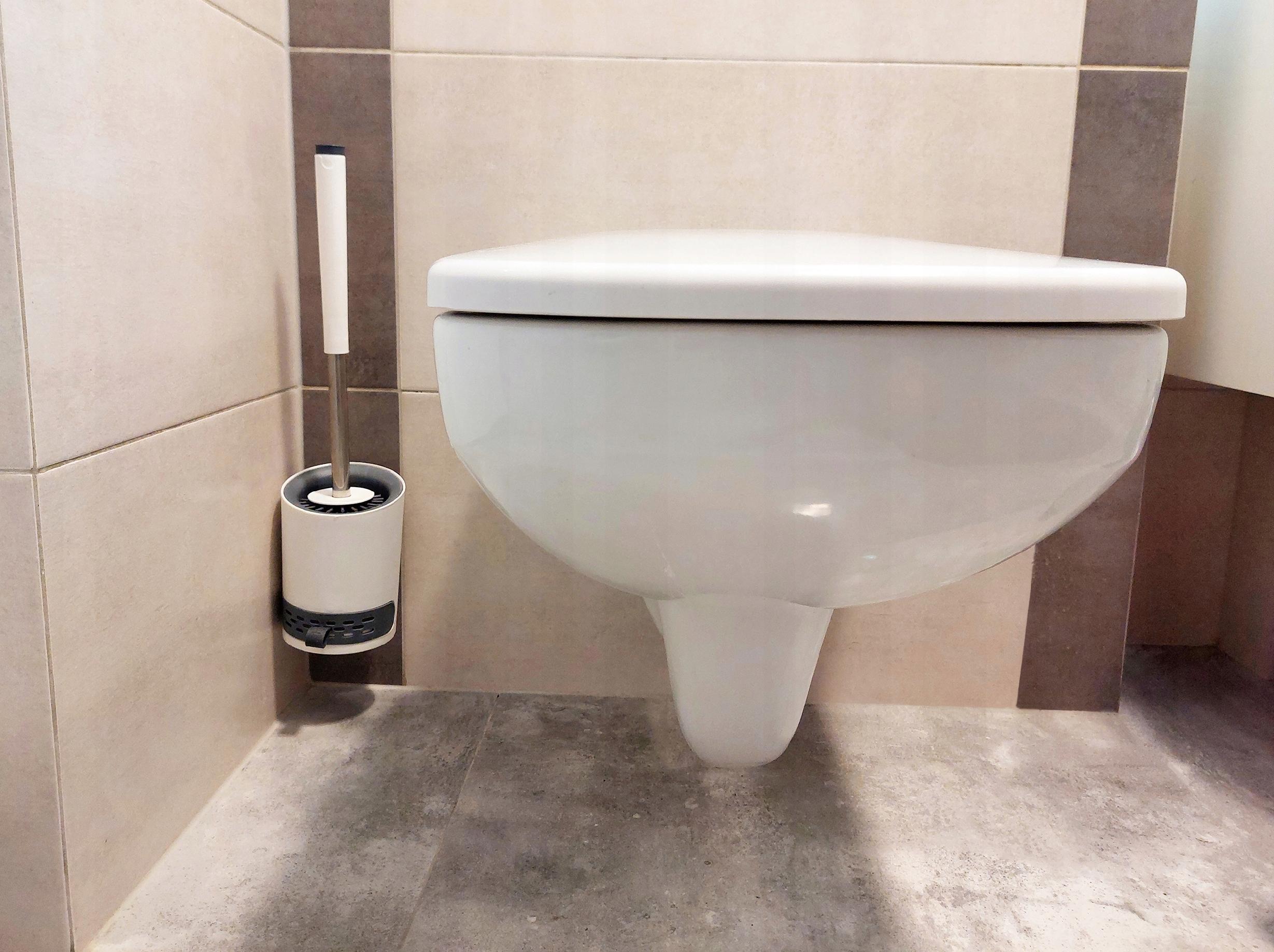 SZCZOTKA SILIKONOWA DO WC WALEC NR:5945