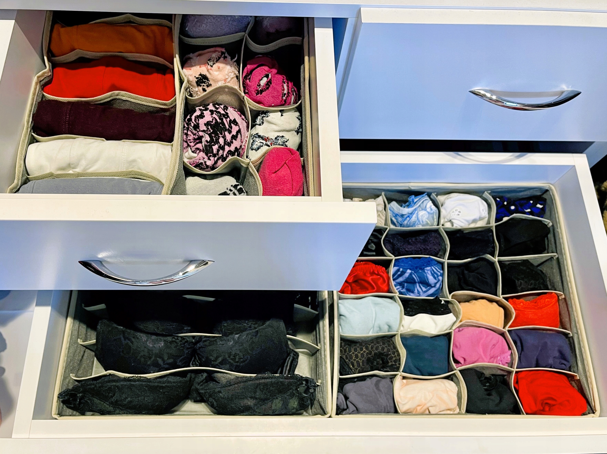 ORGANIZER NA BIELIZNE NR:8373