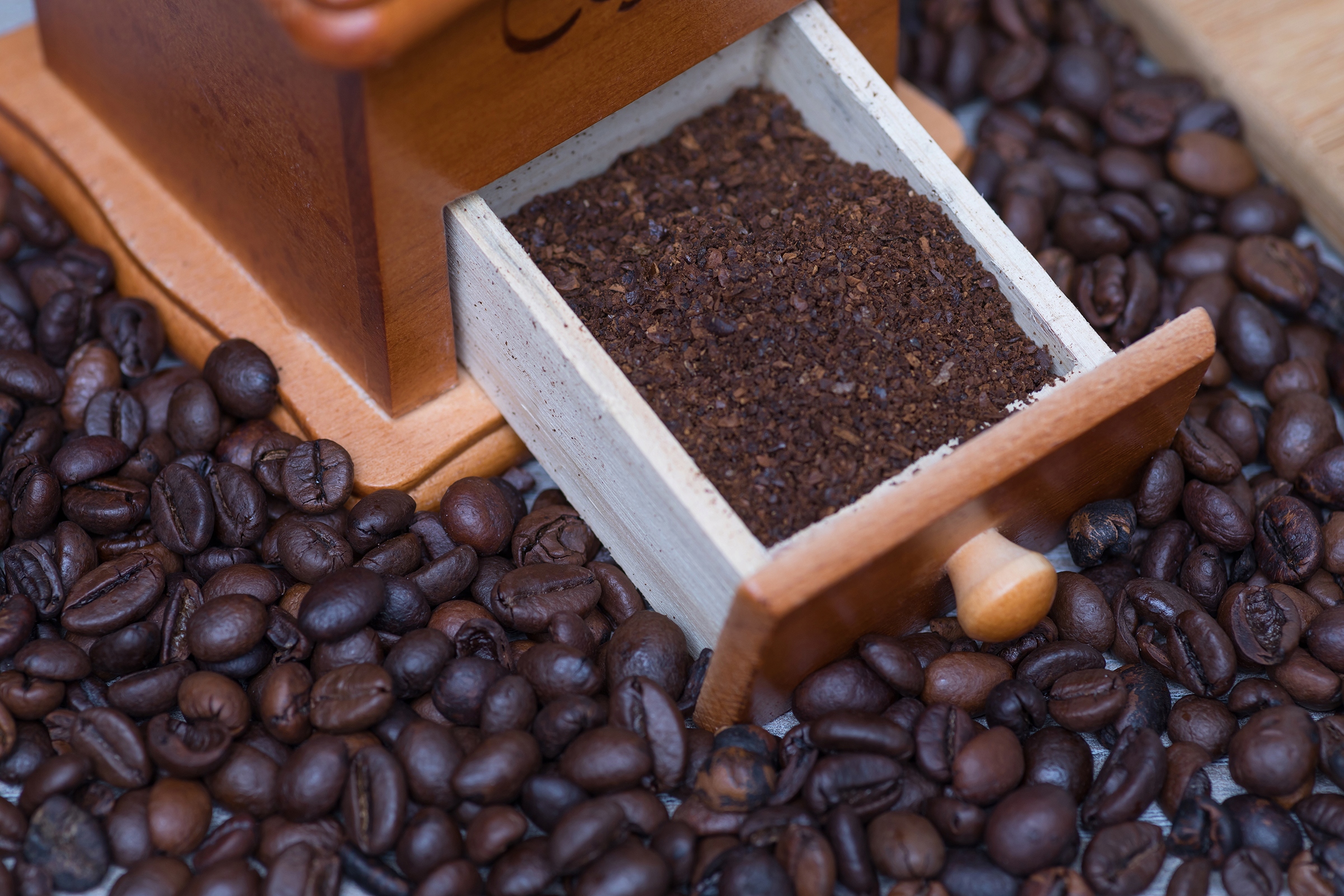 MLYNEK DO KAWY NR:3422