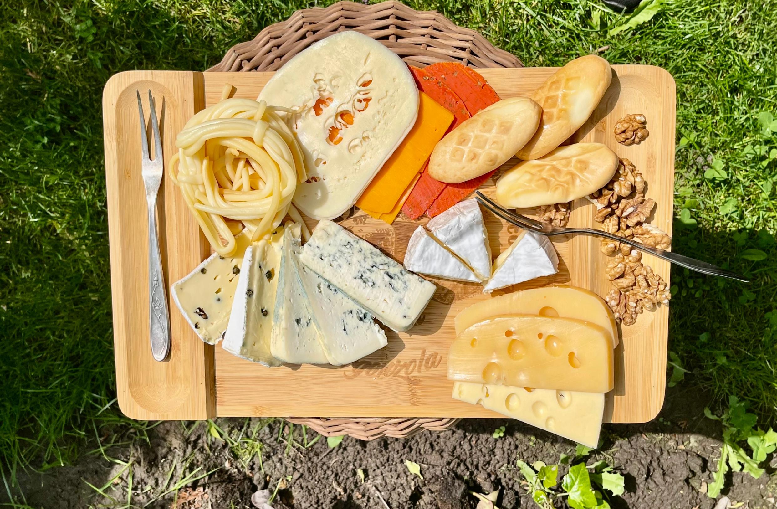 DESKA DO PRZEKASEK PLASKA NR:8168