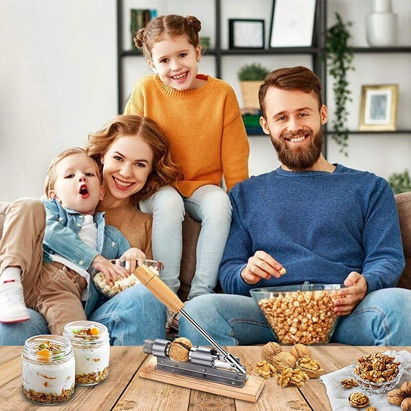 DREWNIANY DZIADEK DO ORZECHOW NR:7079