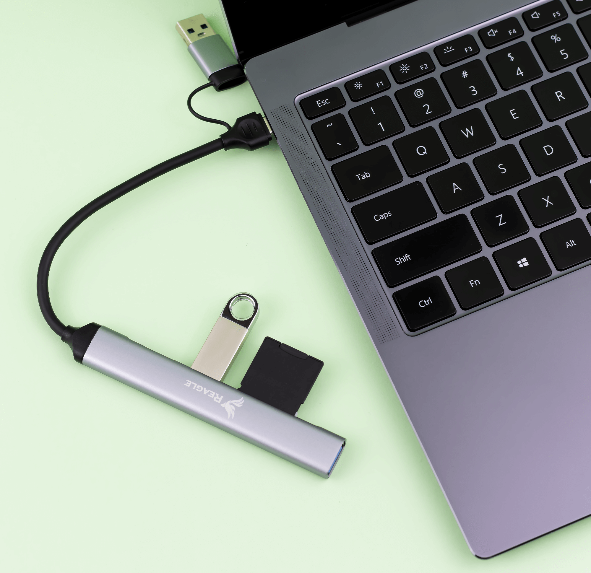Reagle USB-C USB-A 2-in-1 HUB für 3x USB Anschlüsse SD TF Leser_3