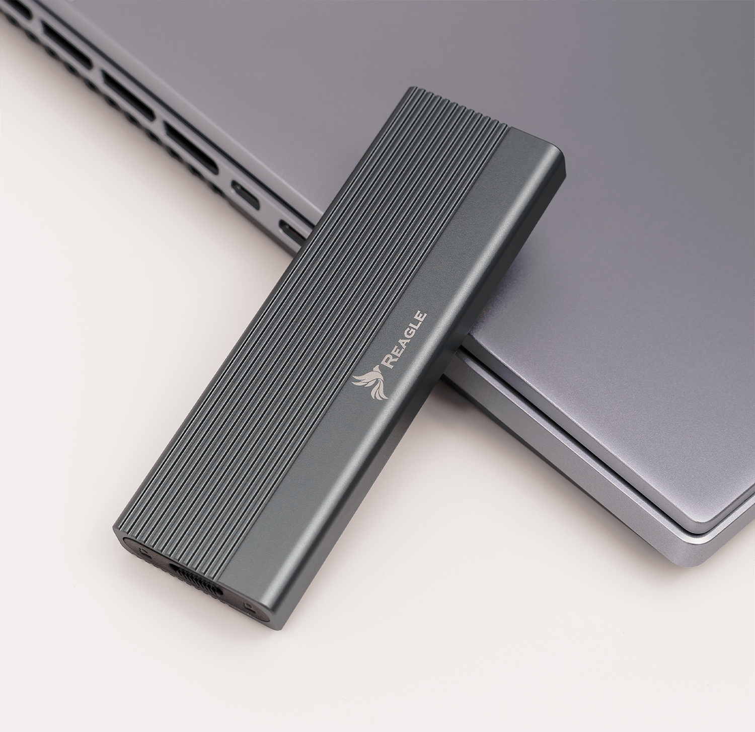 Reagle RE2M2 aluminiowa obudowa SSD M.2 NVMe odprowadzanie ciepła