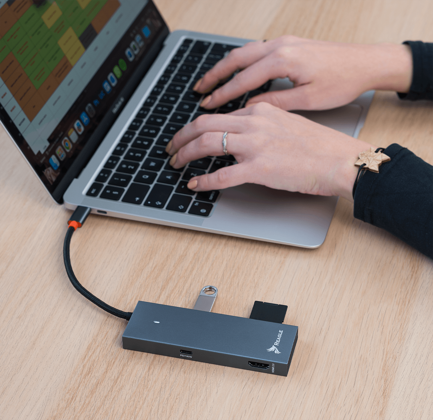 REAGLE HUB USB-C HDMI 4K 60Hz 2K 144Hz USB C 3.2 PD 100W CZYTNIK KART M1 M2_3