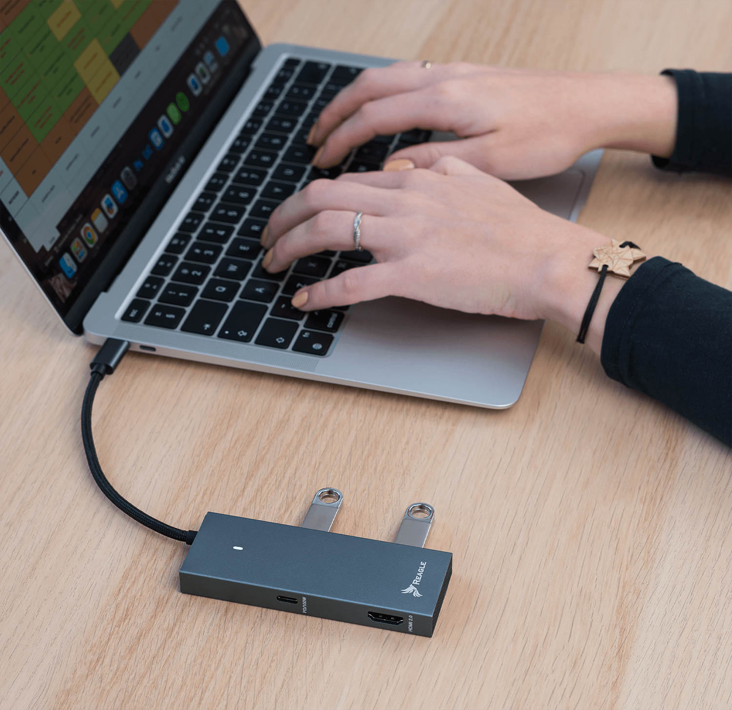 REAGLE HUB USB-C HDMI 4K 60Hz 2K 144Hz 2x USB C PD 100W 3x USB 3.2 M1 M2_3