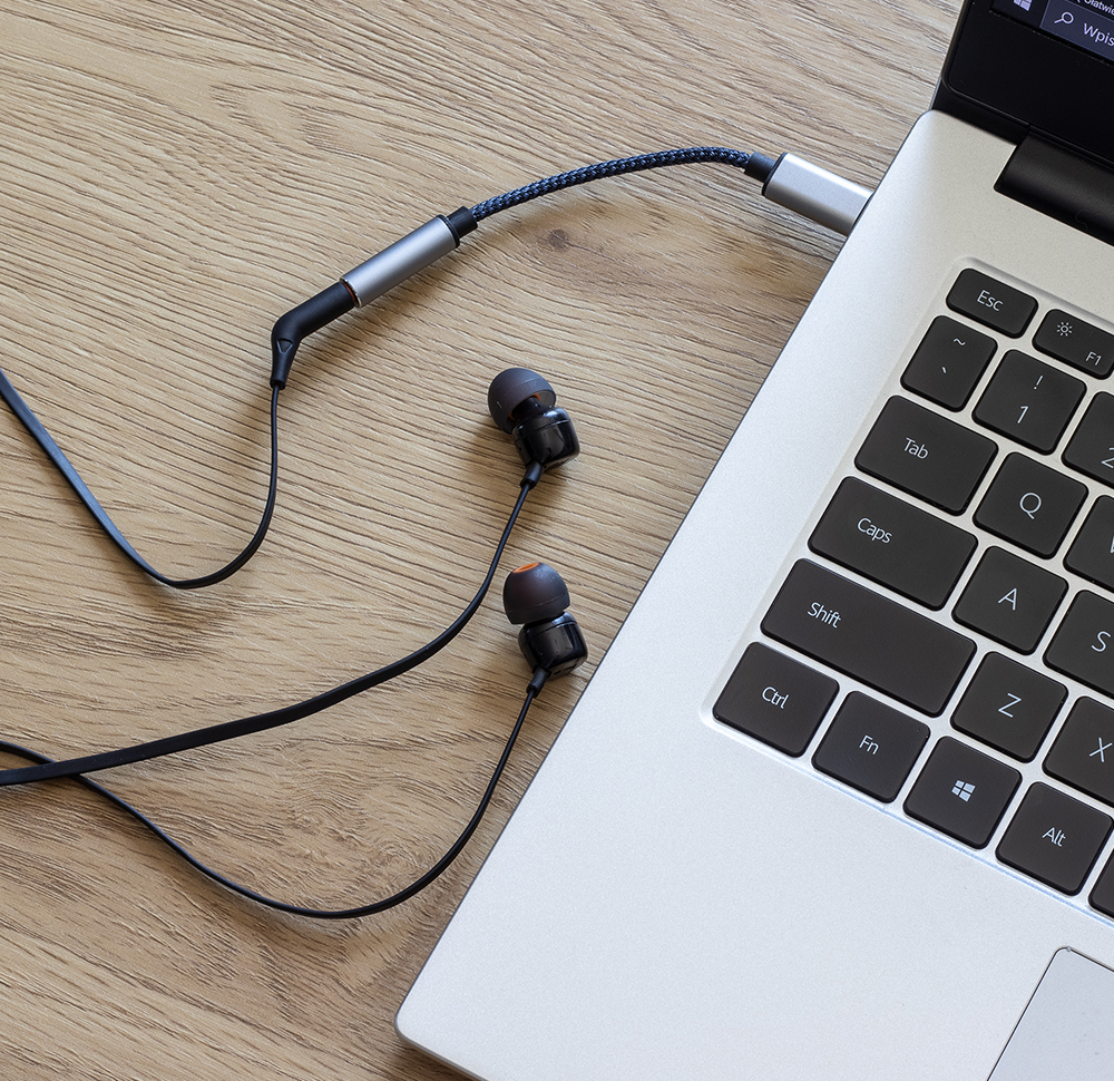 Reagle USB-C MINI JACK Audio Adapter DAC 24 bit 96 kHz_1