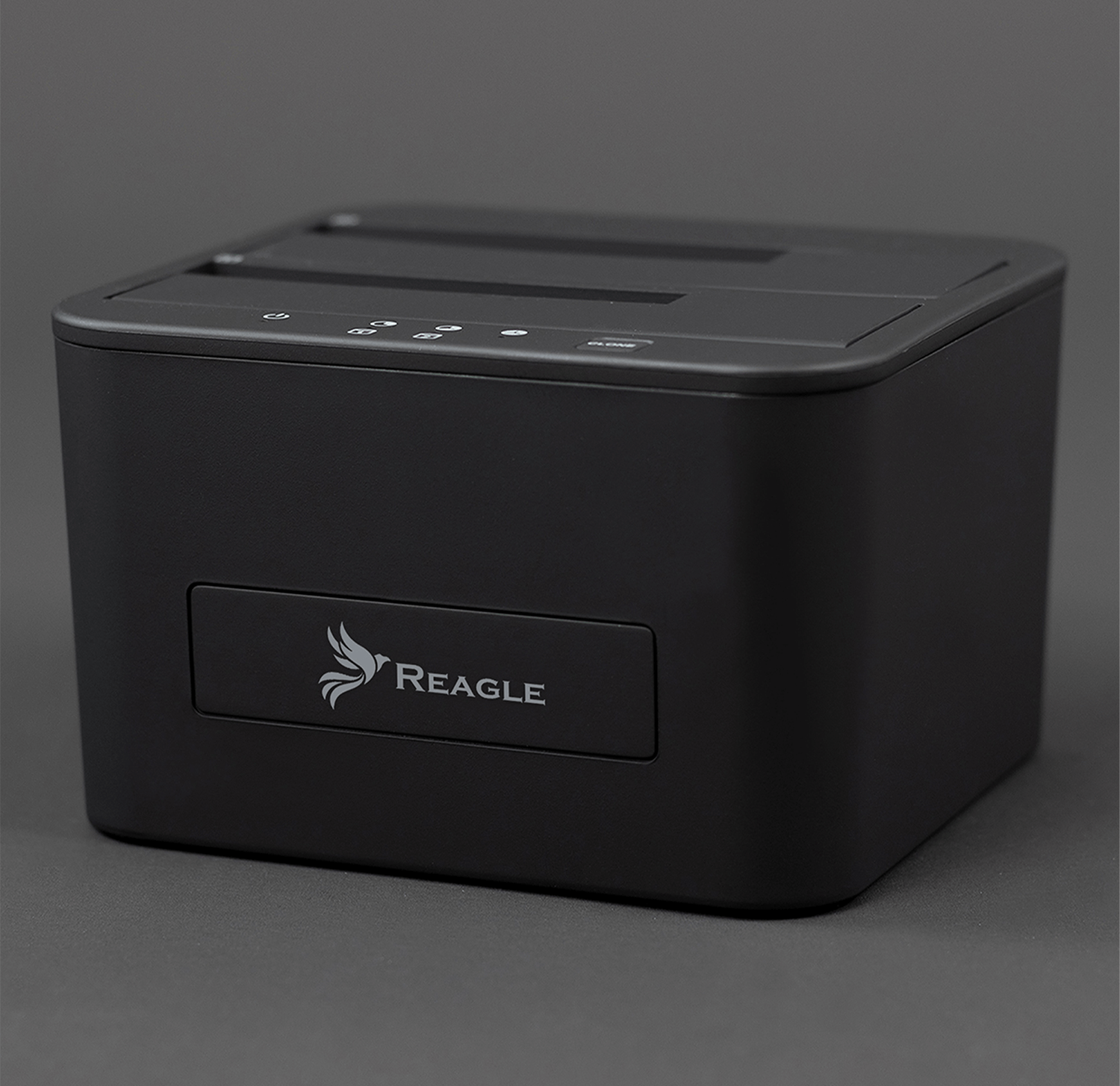 FIDECO Festplatten Dockingstation, USB3.0 SATA HDD Dockingstation für 2,5 und 3,5 Zoll SATA HDD/SSD, Dualschacht, Unterstützt Offline-Klonen und 2X 12TB Laufwerke_2