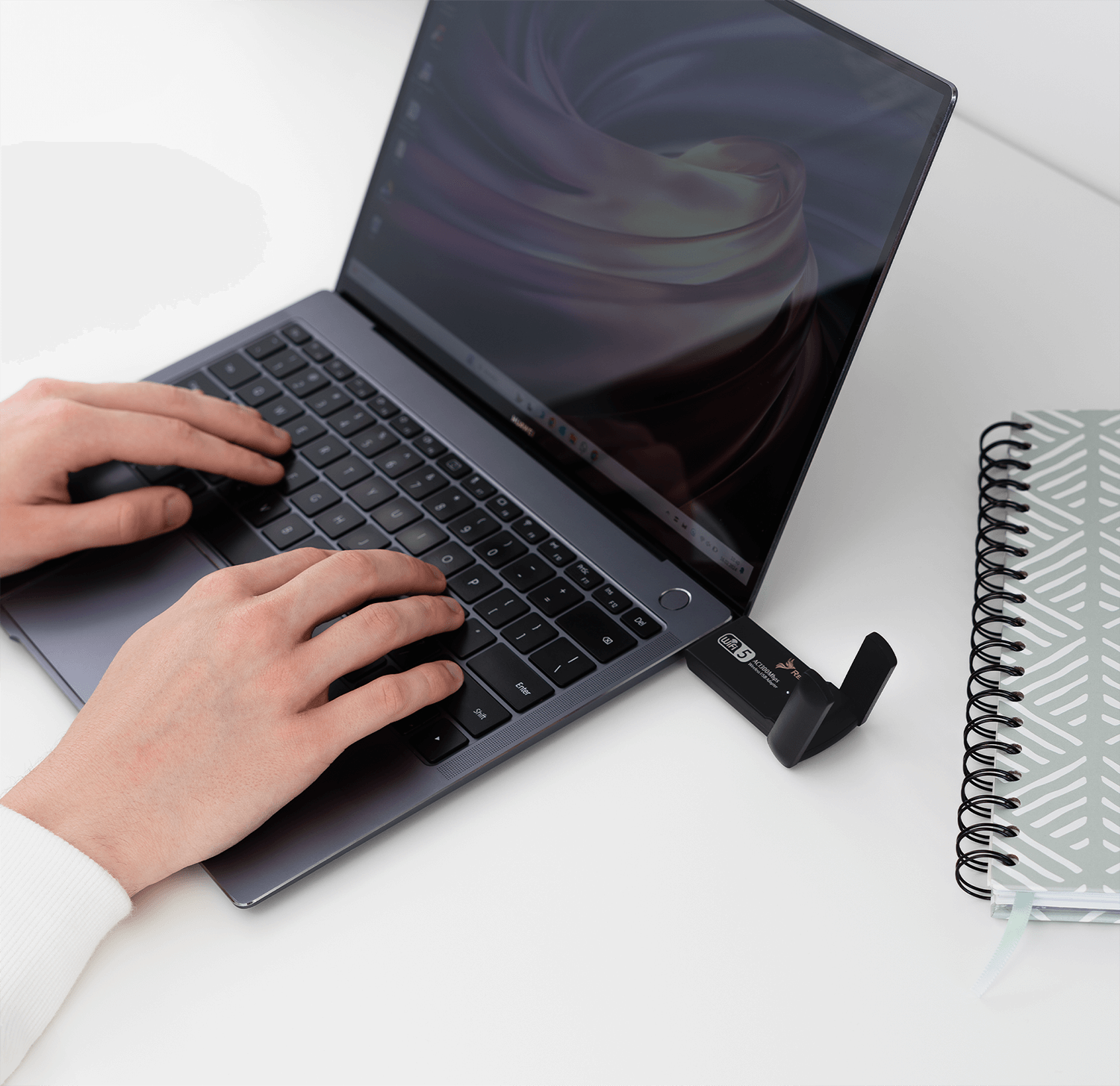 Zewnętrzna Karta Sieciowa WI-FI Adapter USB 3.2 WiFi 1300Mbps 2,4GHz 5GHz_1