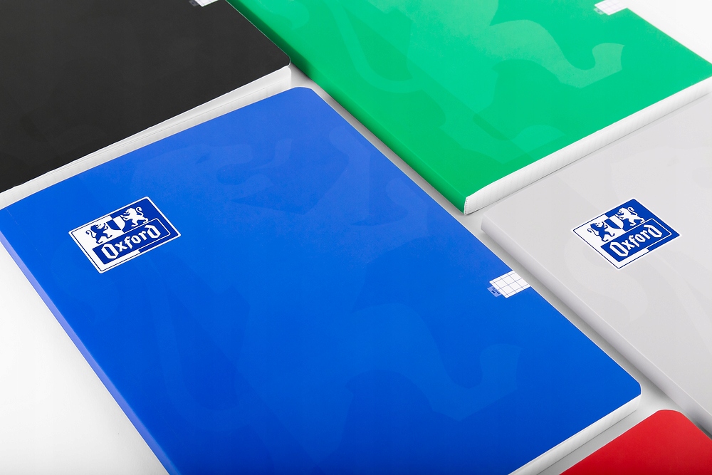 ZESZYT OXF ESSE A4/60K LINIA 400174959 A'5