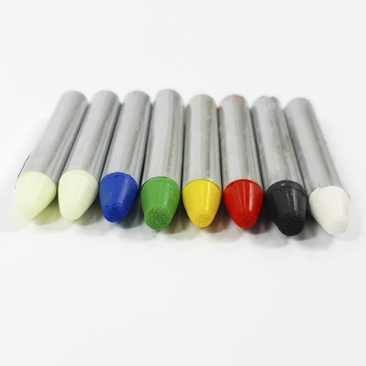 KREDKI DO TWARZY 8 SZT- 2 ŚWIECĄCE W CIEMN. 9339