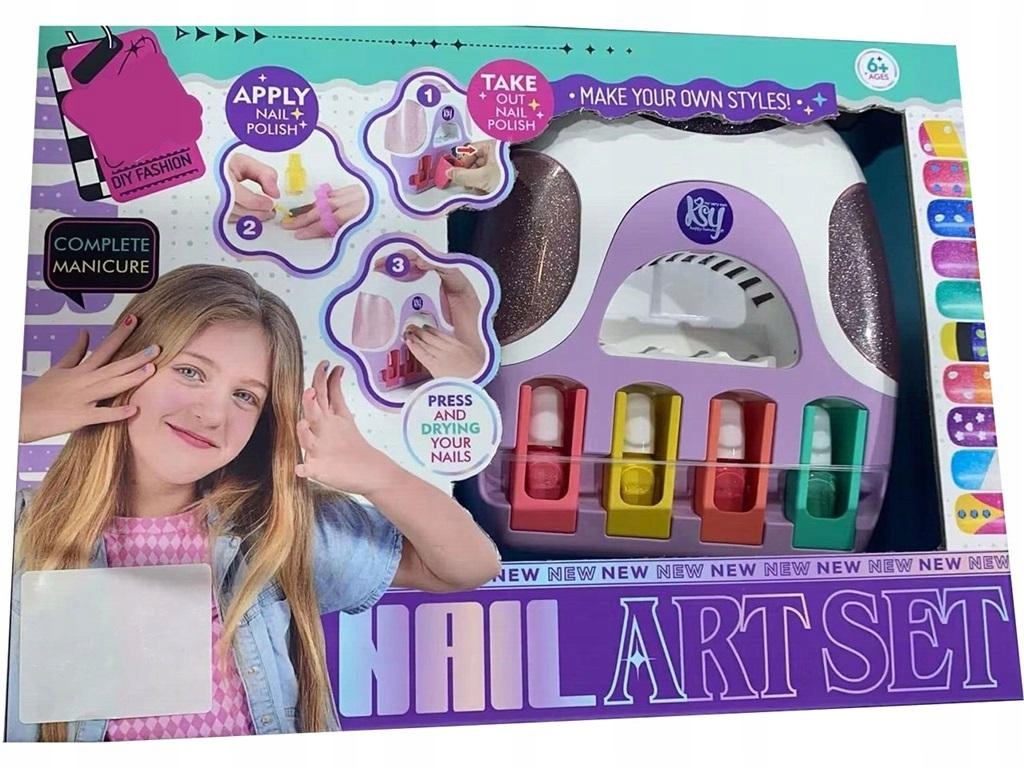 Studio paznokci z suszarką do paznokci 0713