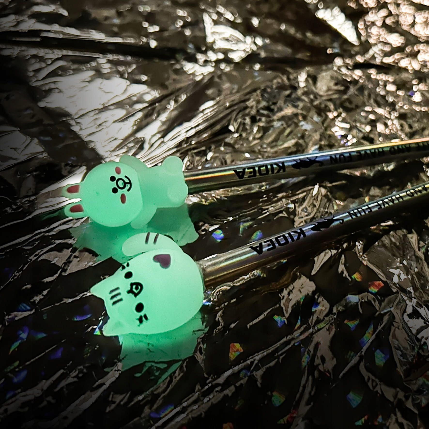 Ołówek Z Figurką Świecącą W Ciemn. Kidea A"24 4222