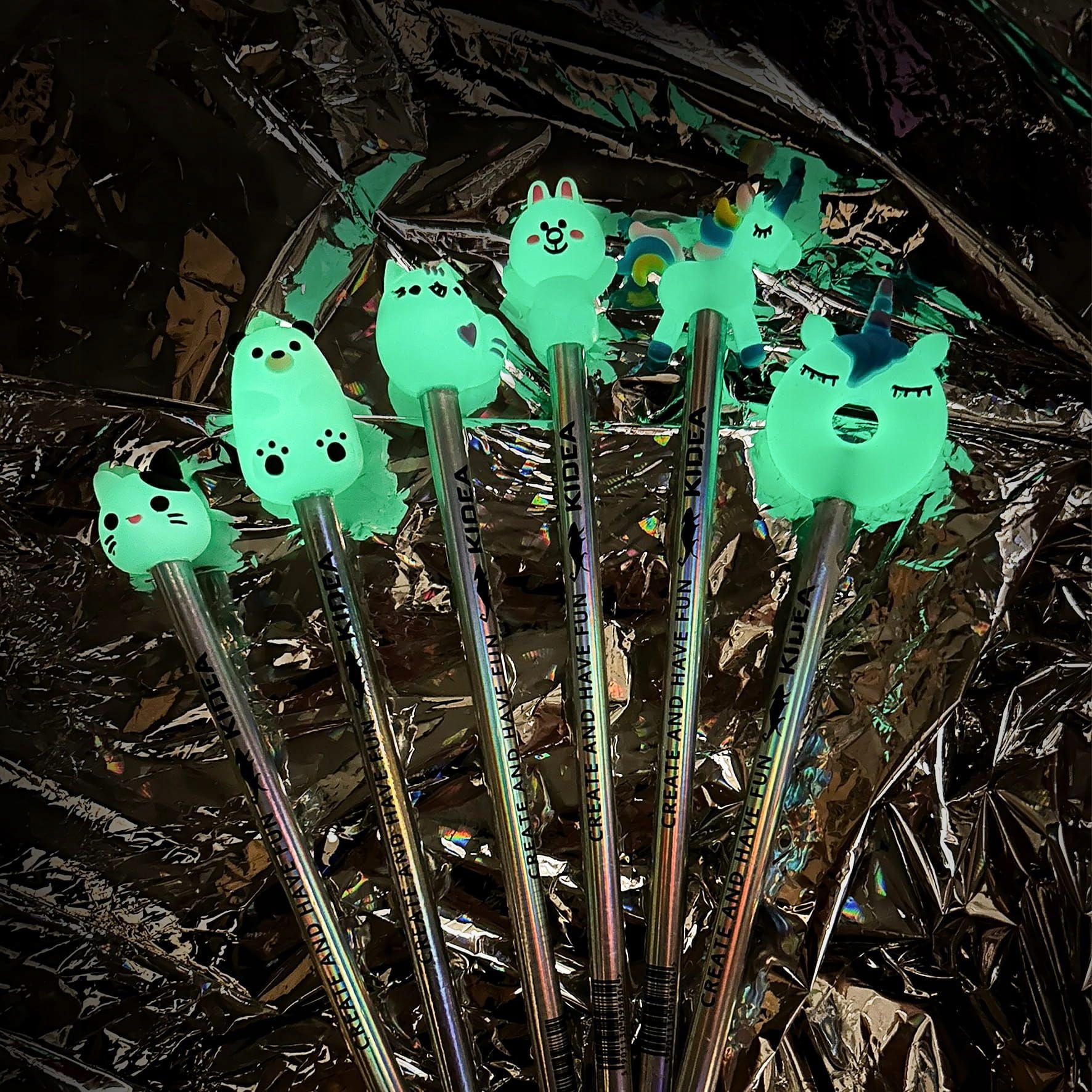 Ołówek Z Figurką Świecącą W Ciemn. Kidea A"24 4222