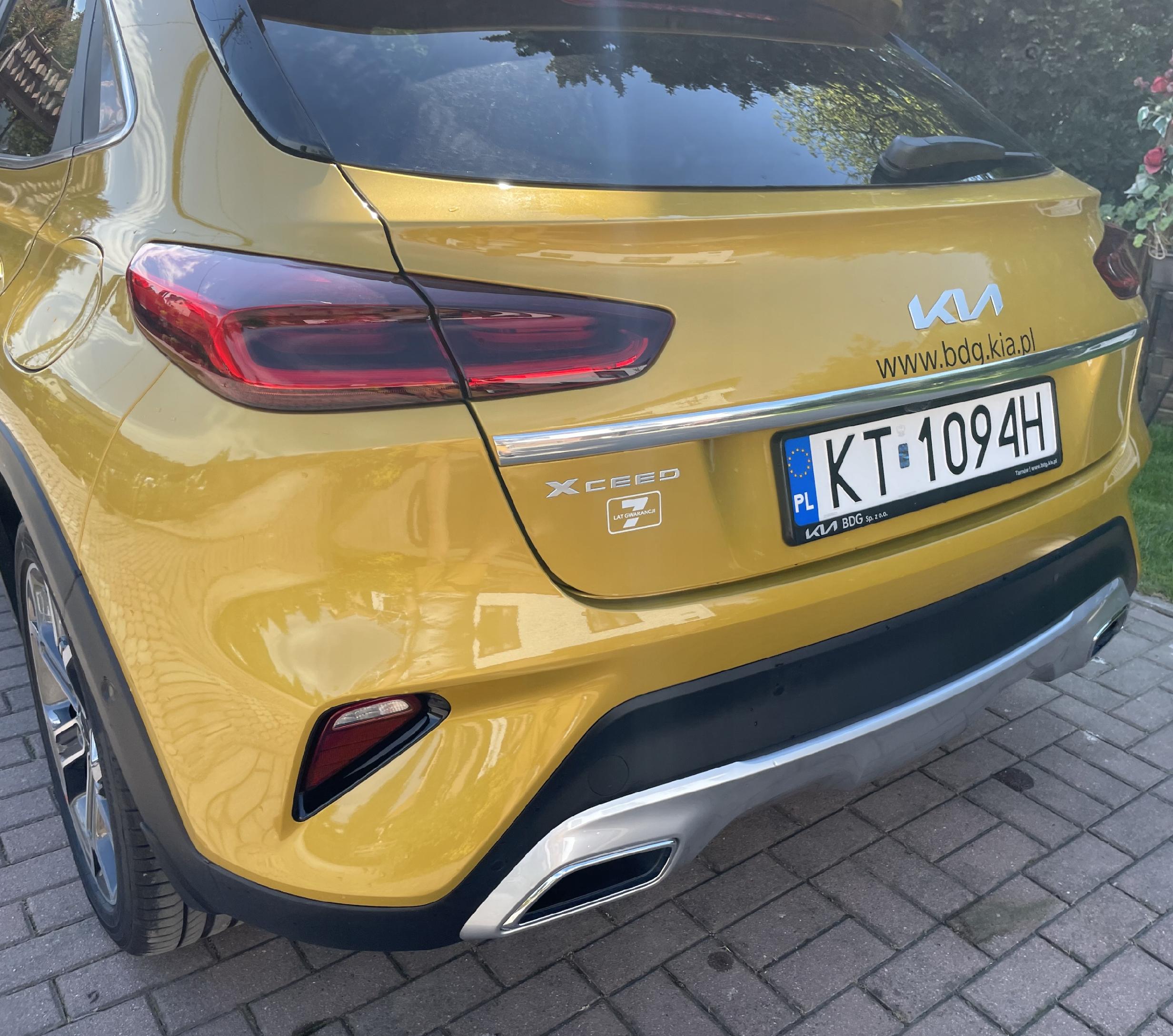 Kromirana letvica za poklopac prtljažnika