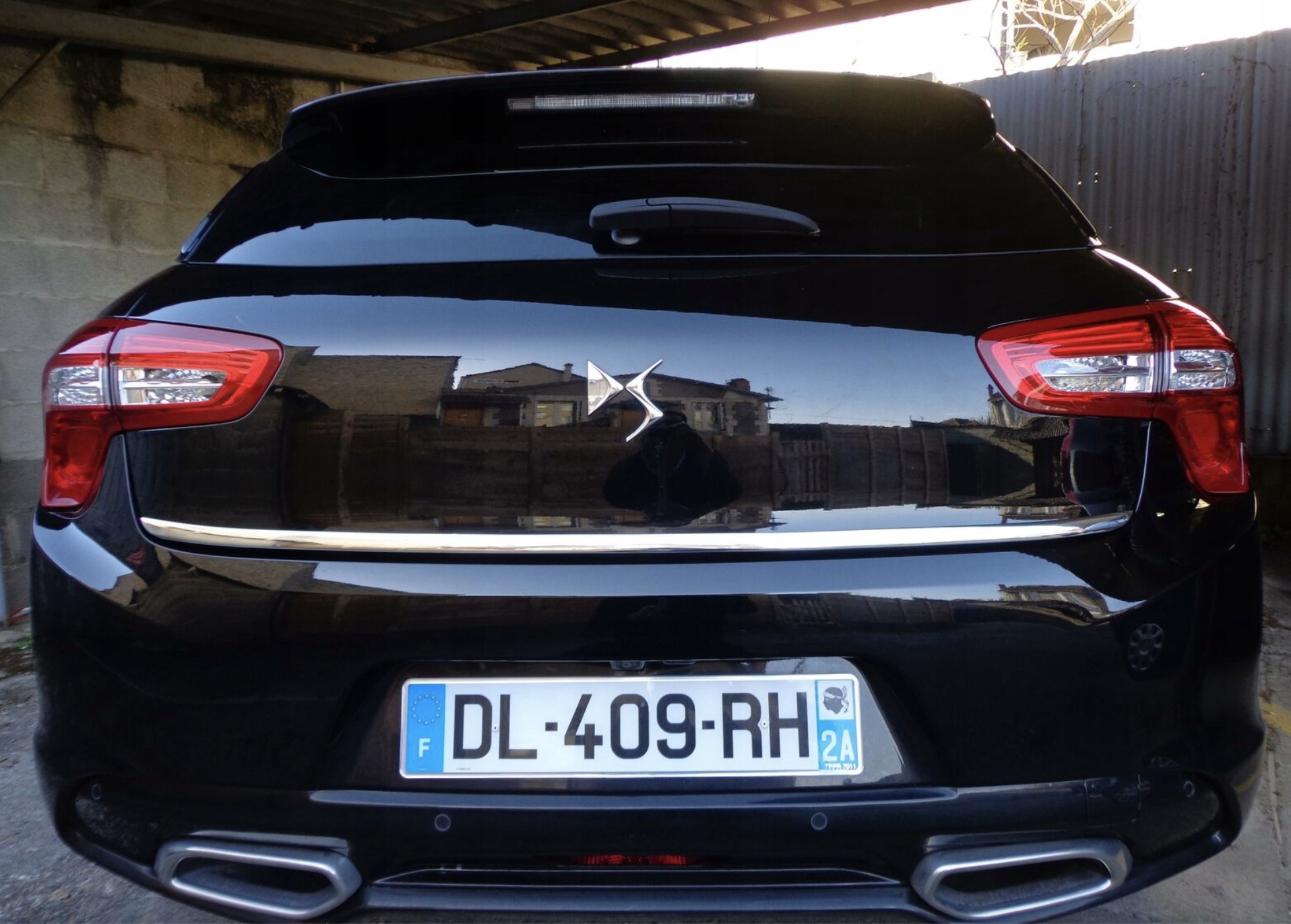 Kromirana obloga prtljažnika