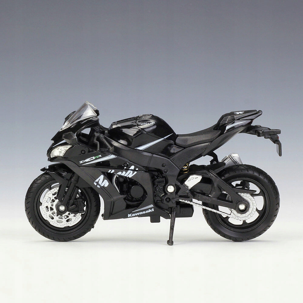 Macheta motocicleta model Kawasaki Ninja ZX-10RR 2017, scala 1:18