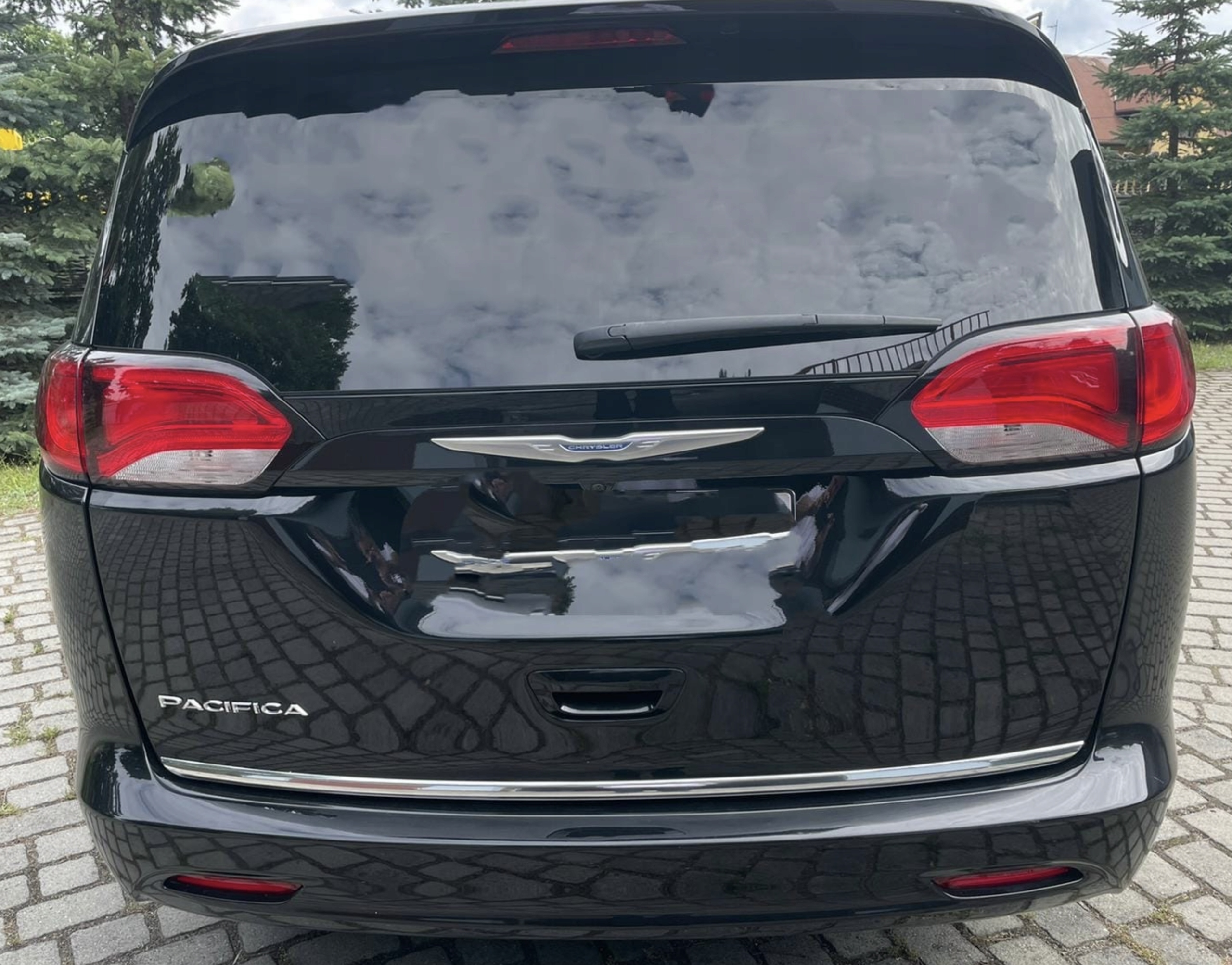 Detalji kromirane trake