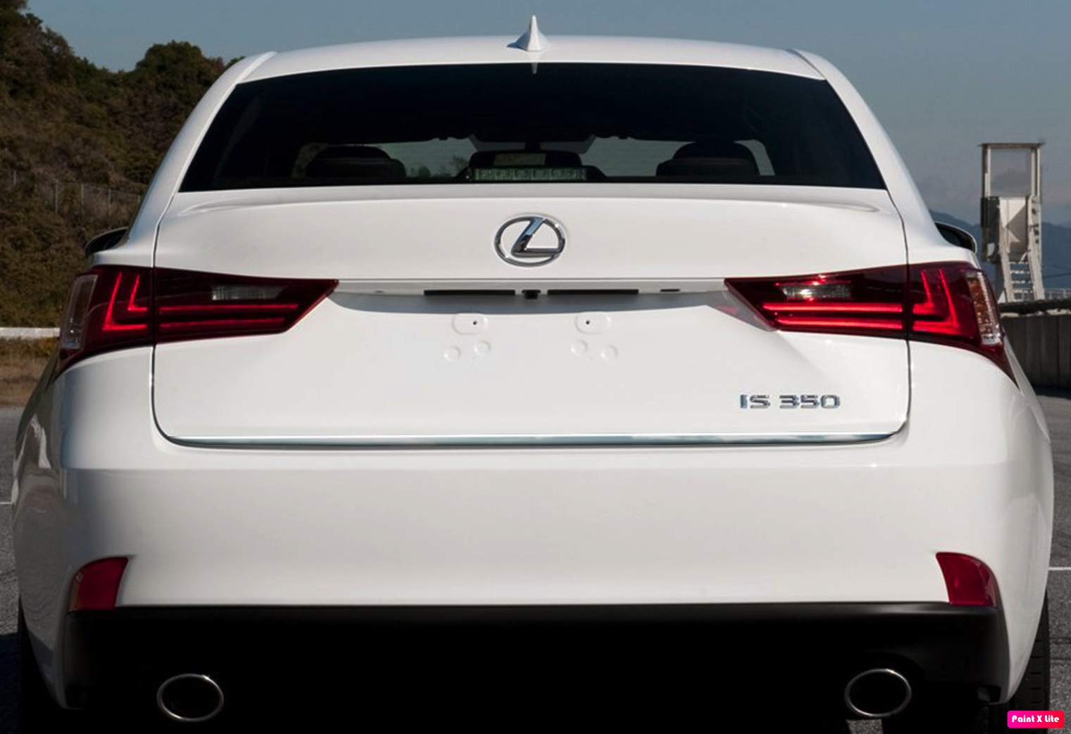 Kromirana obloga pokrova prtljažnika