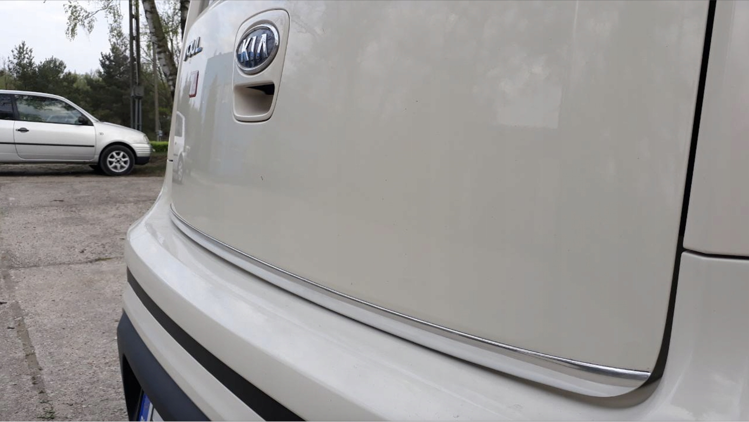 Kromirana obloga za pokrov prtljažnika