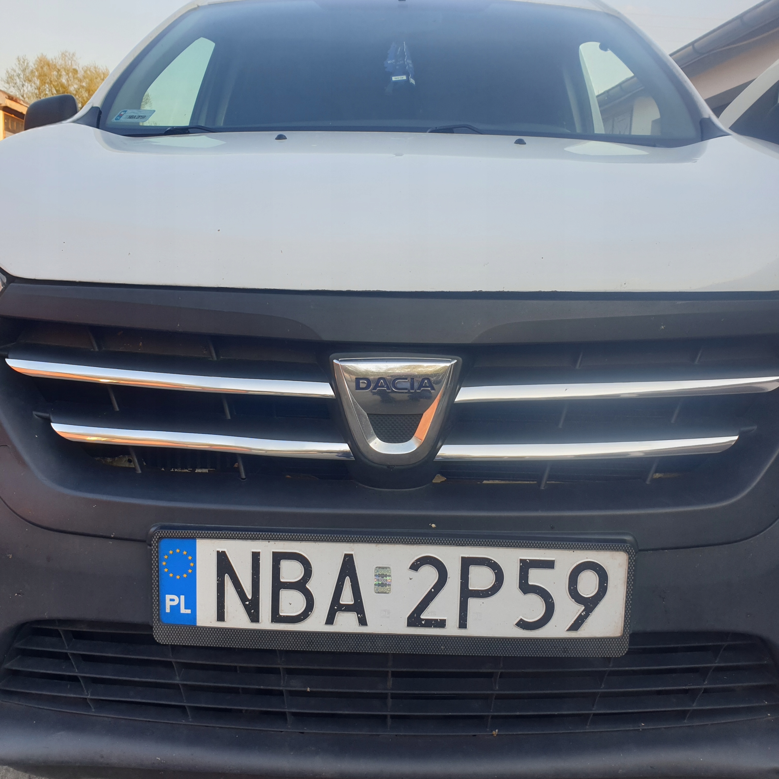Dacia Dokker kromirane letvice - detalj