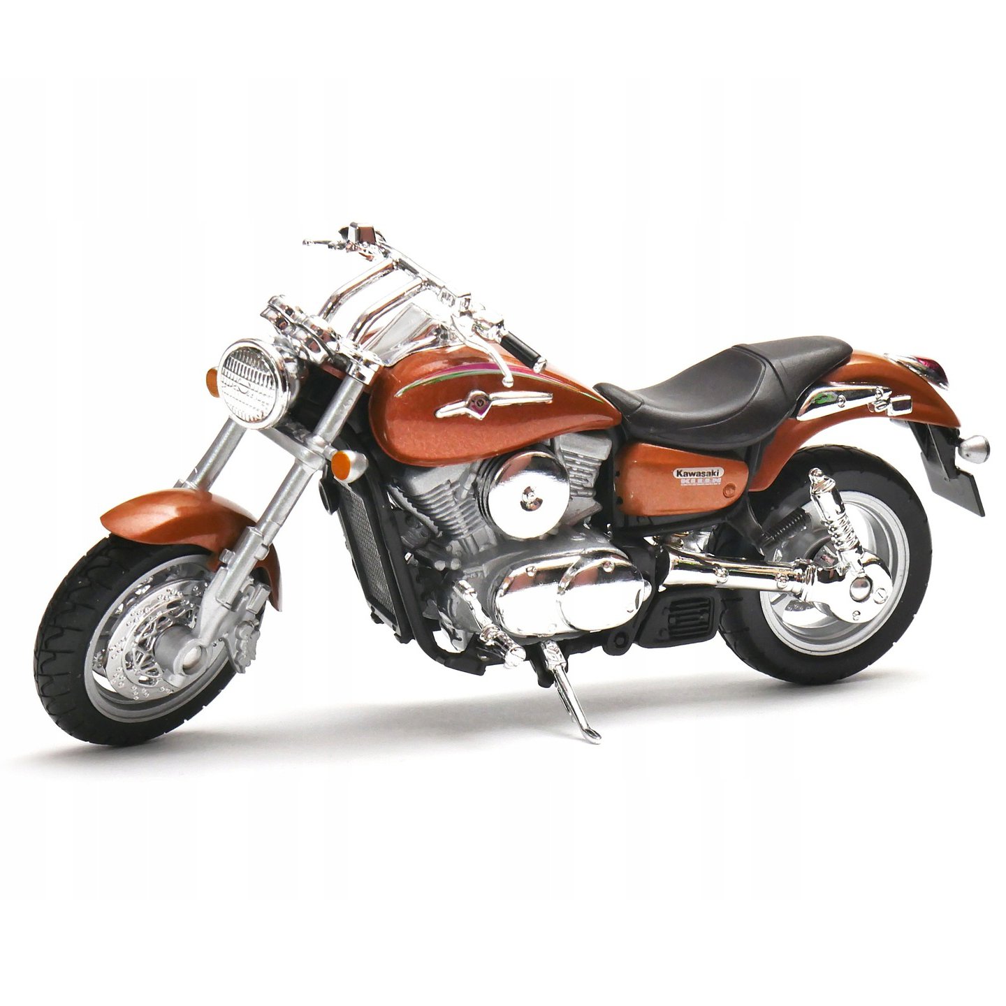 Motocicleta Kawasaki Vulcan 1500 Mean Streak 2002, scara 1:18