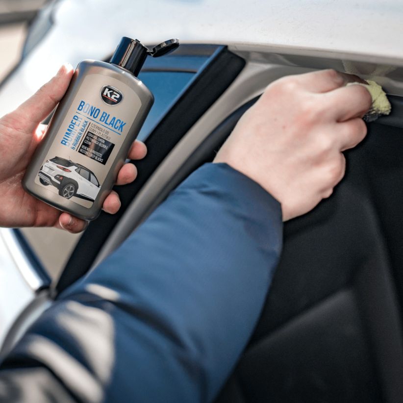 K2 Bono Black - nabłyszcza i konserwuje plastiki zewnętrzne