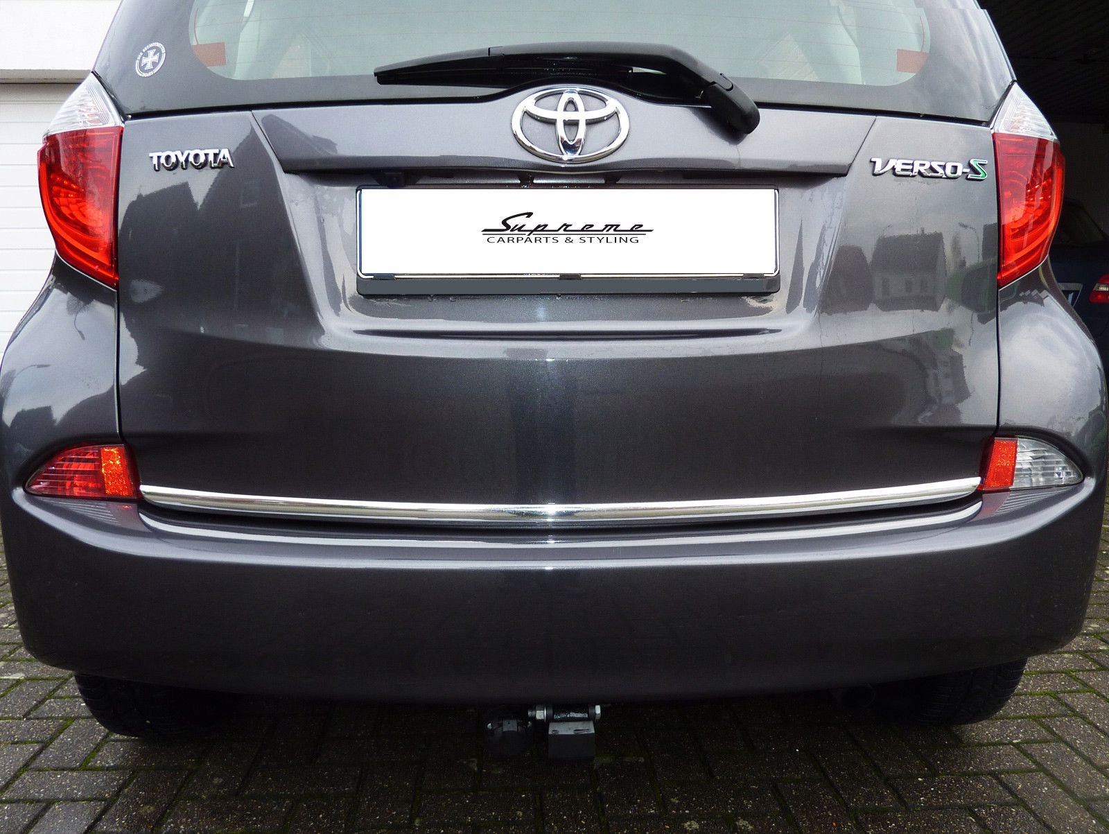 Kromirana obloga prtljažnika za Subaru Trezia