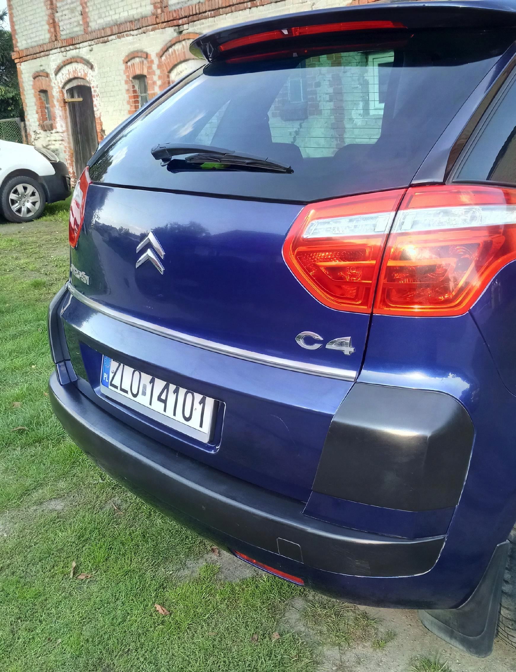 Kromirana traka montirana na stražnja vrata C4 I Picassa