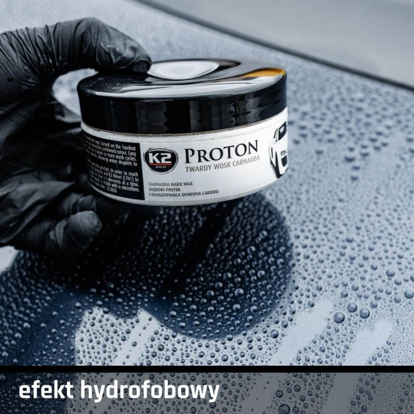 Aplikacja wosku K2 Proton na karoserię samochodu