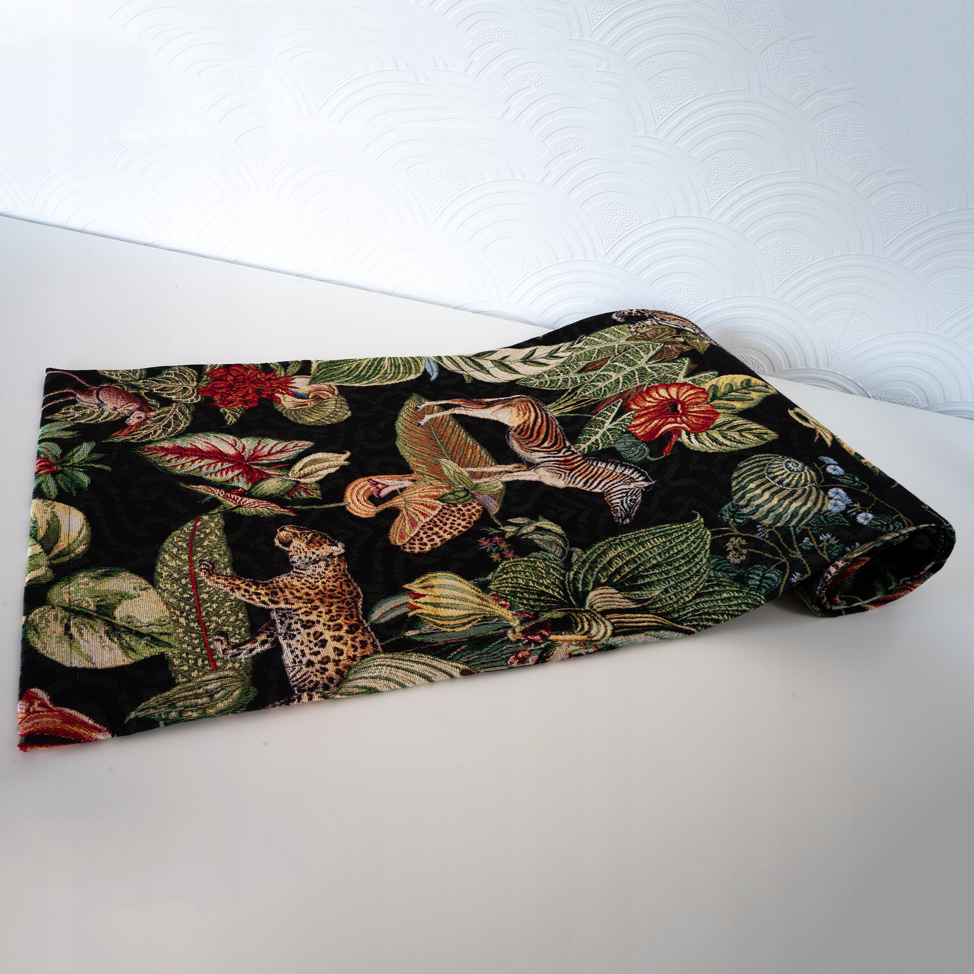 Bieżnik dekoracyjny 220cm czarny zielony czerwony na stół dekoracyjny 2,2m