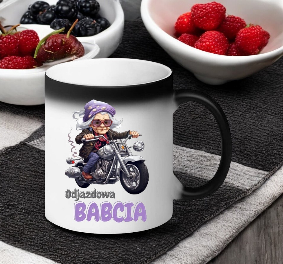KUBEK MAGICZNY Z NADRUKIEM PREZENT NA DZIEŃ BABCI URODZINY BABCIA