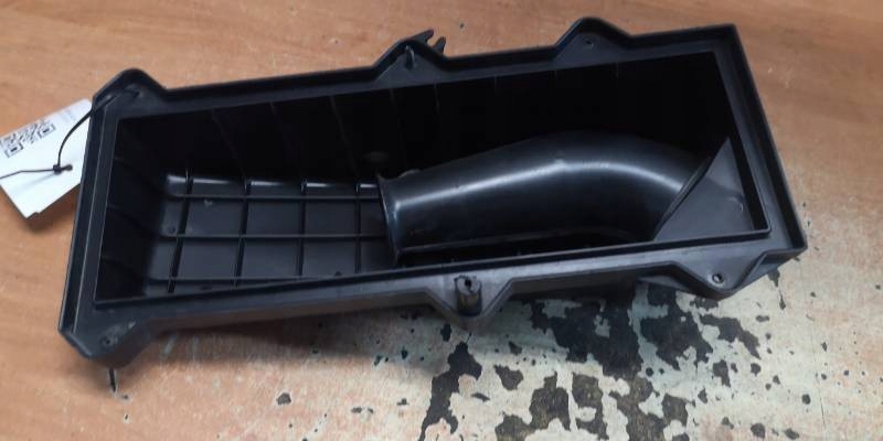 6K0129607 OBUDOWA FILTRA POWIETRZA SEAT