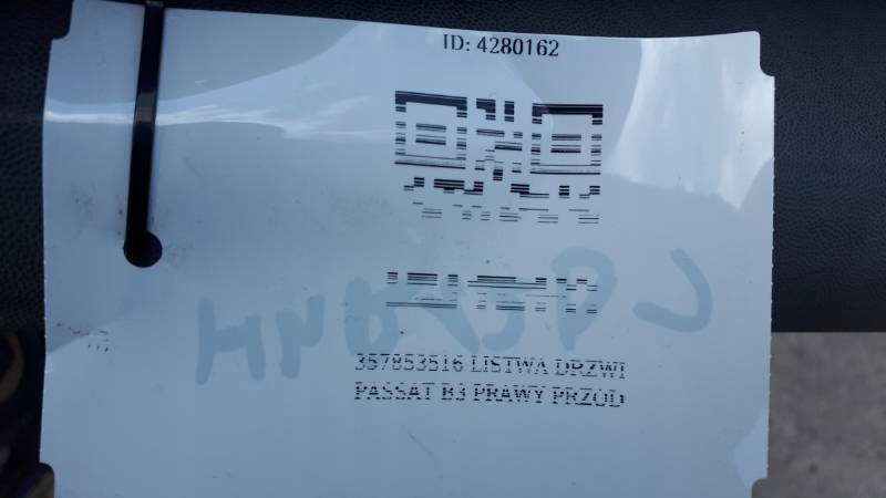 357853516 LISTWA DRZWI PASSAT B3 PRAWY PRZOD