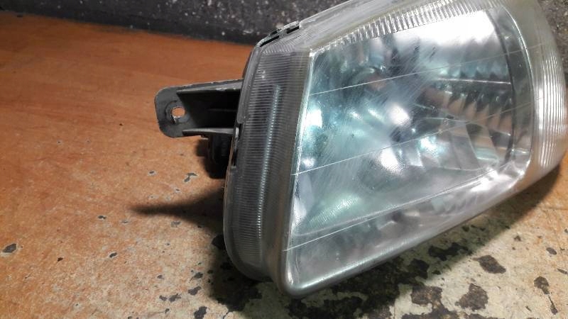 92101-250 REFLEKTOR LEWY HYUNDAI ACCENT II LC