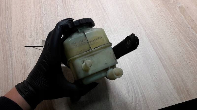 ZBIORNICZEK WSPOMAGANIA LEXUS RX 300