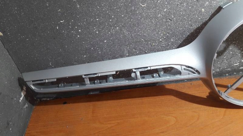 A25388802 GRILL ATRAPA MERCEDES GLC