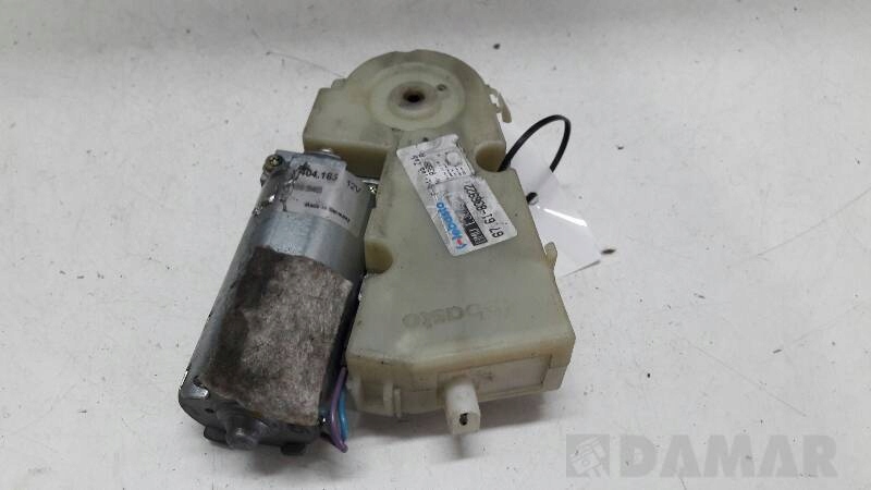 8369227 SILNICZEK SZYBERDACHU BMW E36