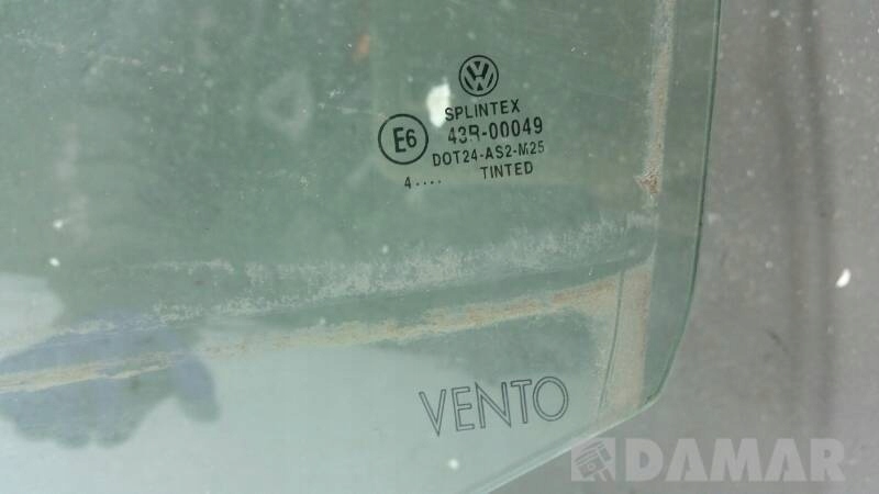 szyba drzwi lewy tyl VW BORA 04r