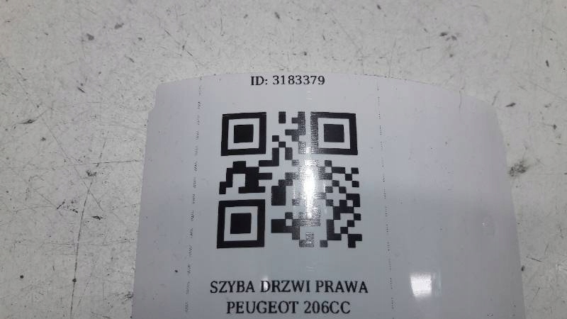 szyba drzwi prawy przod PEUGEOT 206 CC