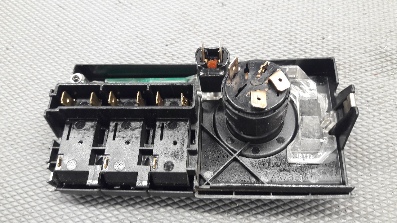 447853 przelacznik swiatel VOLVO GL460