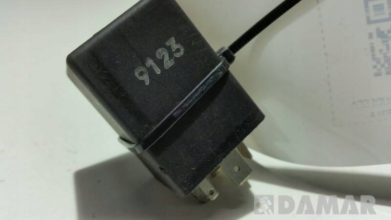 321955531A przekaznik 19 VW AUDI SEAT SKODA