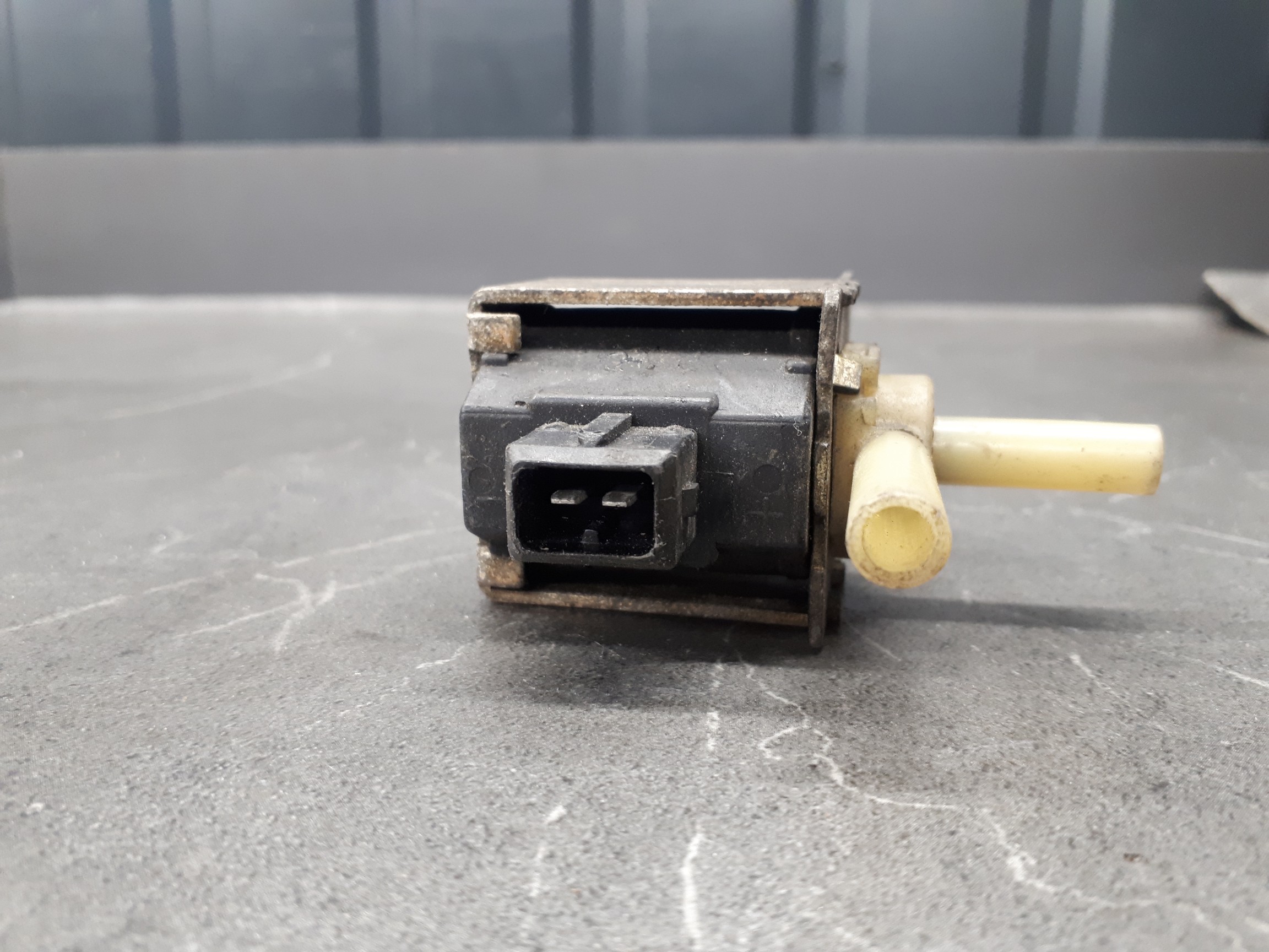 026906263B zawor podcisnienia AUDI SKODA VW